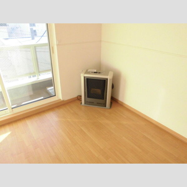 その他設備 (灯油FF暖房)