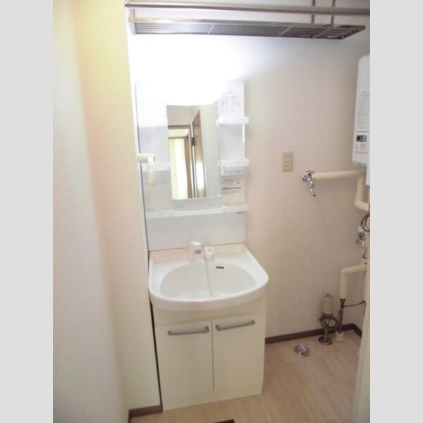 洗面所 (洗髪洗面化粧台)