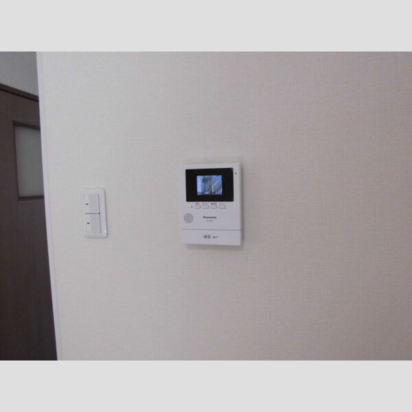 その他設備 (TVモニター付インターホン)