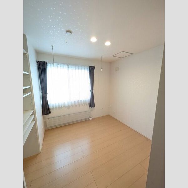 その他 (洋室①)