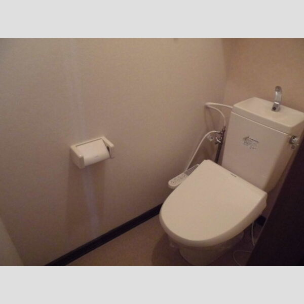 トイレ (温水洗浄暖房便座)