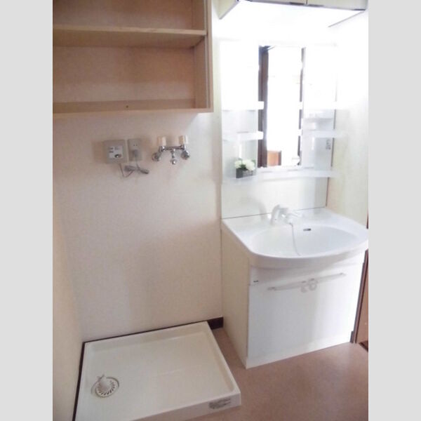 洗面所 (室内洗濯機置場・洗髪洗面化粧台)