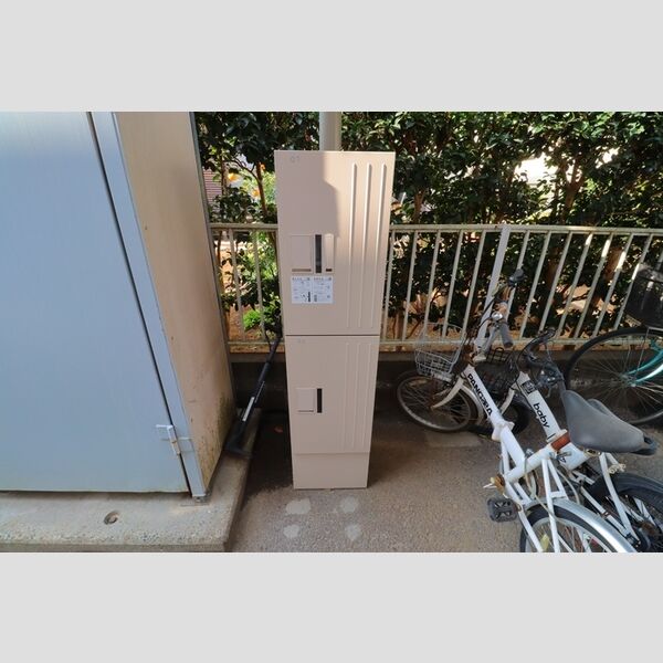 現地周辺 (宅配BOX)