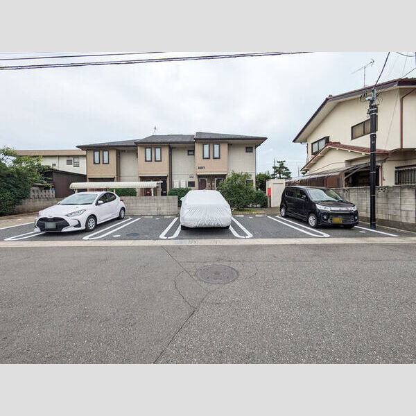駐車場 (駐車場)