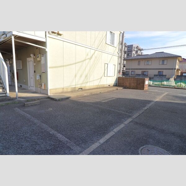 駐車場 (駐車場)