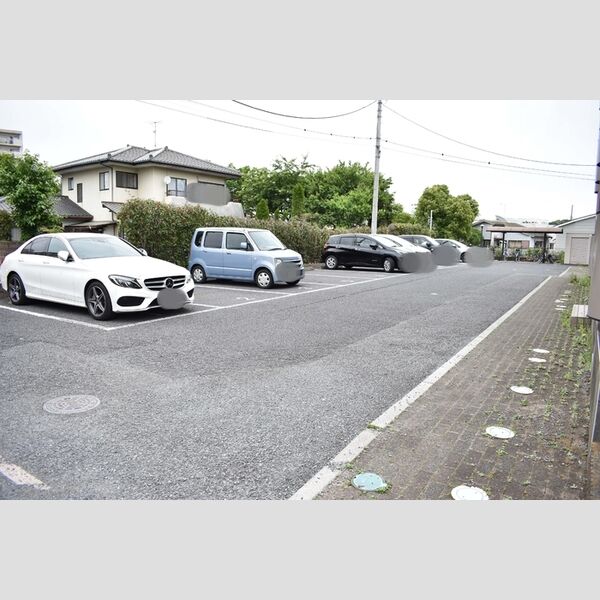 駐車場 (駐車場)