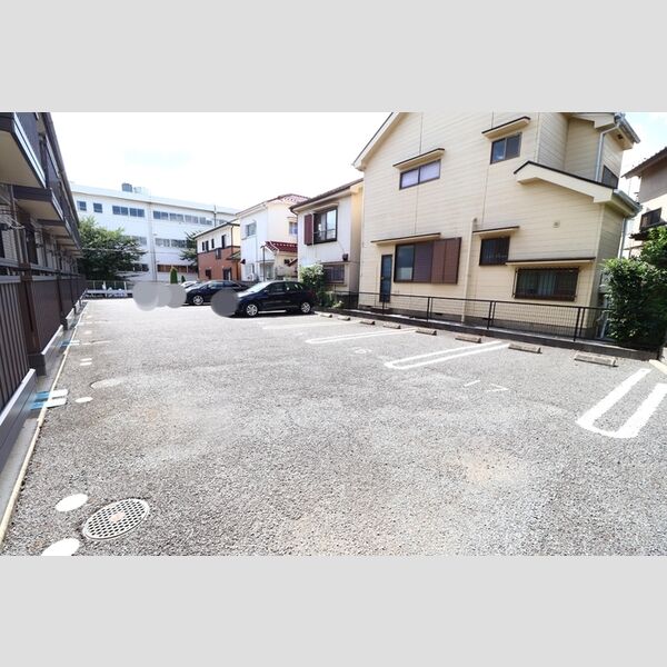 駐車場 (駐車場)