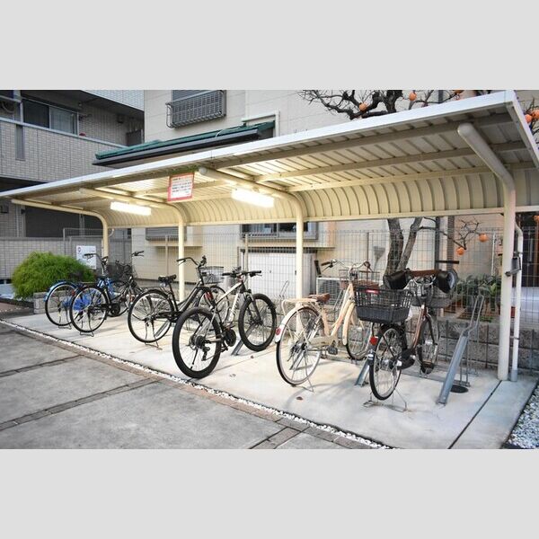 駐車場 (駐輪場)