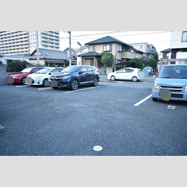 駐車場 (駐車場)