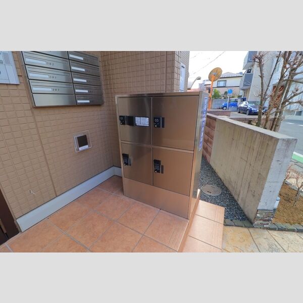 現地周辺 (宅配BOX)