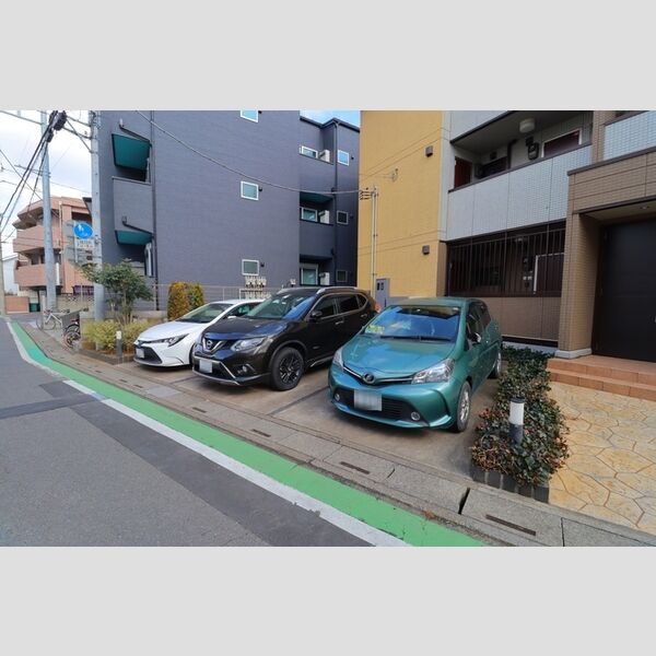 駐車場 (駐車場)