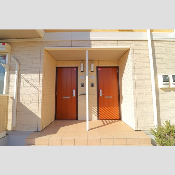 エントランス (エントランス)