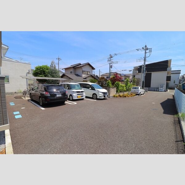 駐車場 (駐車場)