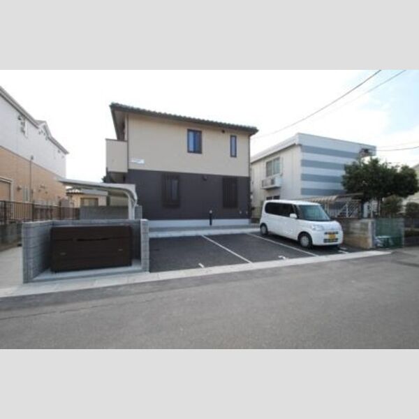 駐車場 (駐車場)