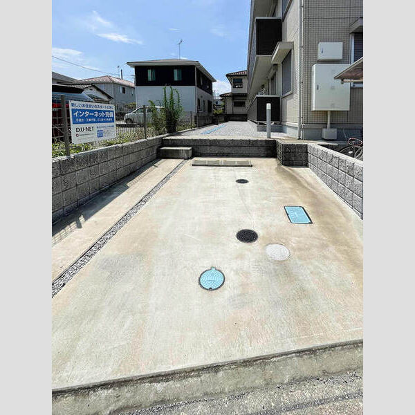 駐車場 (駐車場)