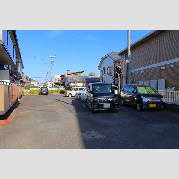 駐車場 (駐車場)