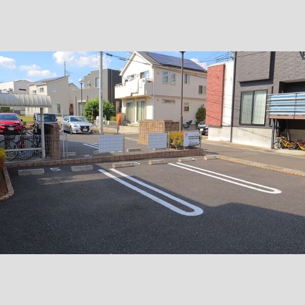 駐車場 (駐車場)