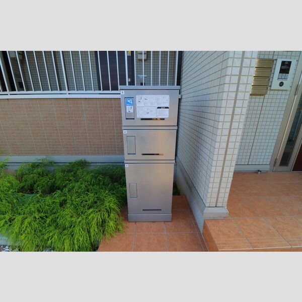 現地周辺 (宅配BOX)