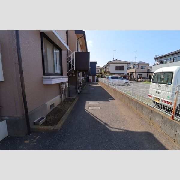 エントランス (エントランス)
