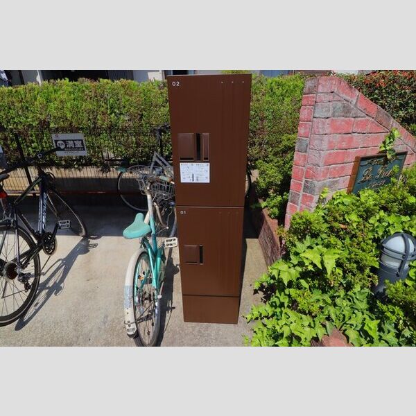 現地周辺 (宅配BOX)