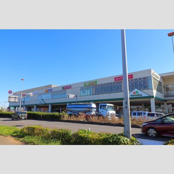 現地周辺 (マルエツ　西大宮駅前店)