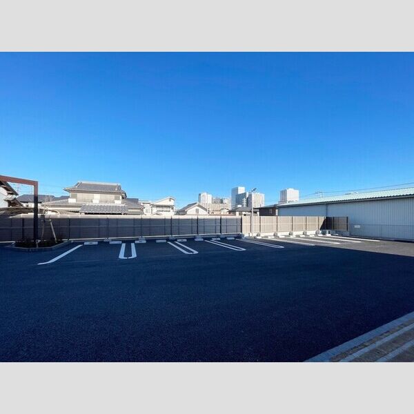 駐車場 (駐車場)