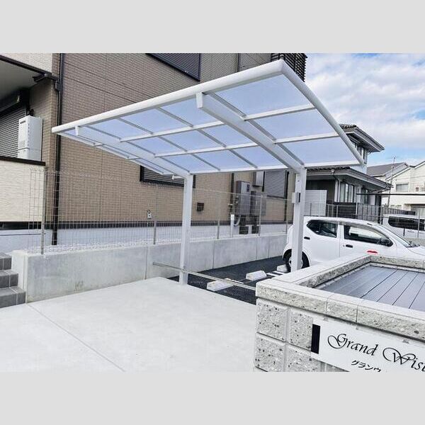 現地周辺 (駐輪場)