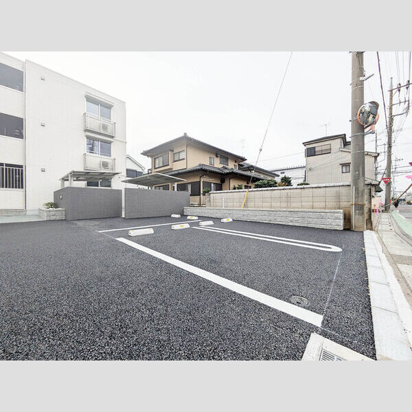 駐車場 (駐車場)