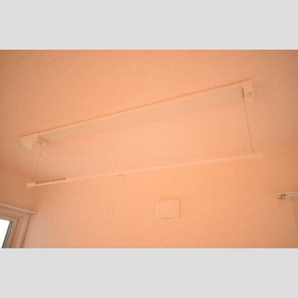 その他 (室内物干)