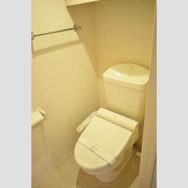 トイレ (温水洗浄暖房便座)