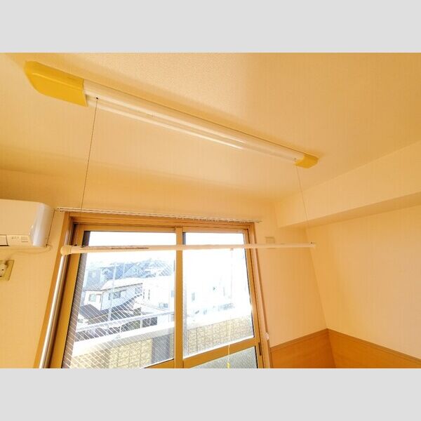 その他設備 (※リフォーム前の画像です。)