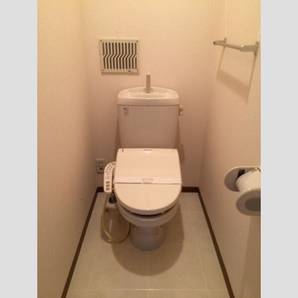 トイレ (温水洗浄暖房便座)