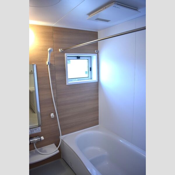 バス (浴室乾燥機付きバスルーム)