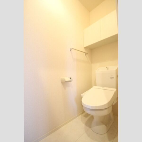 トイレ (温水洗浄暖房便座)