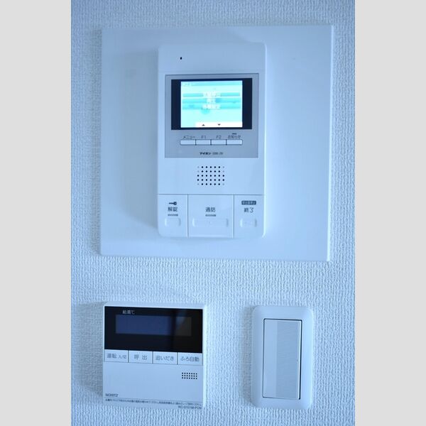 その他設備 (TVモニターインターホン)