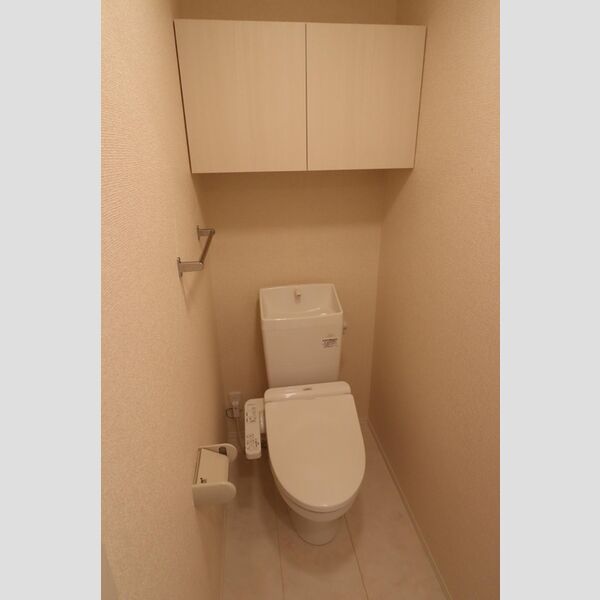 トイレ (温水洗浄暖房便座)