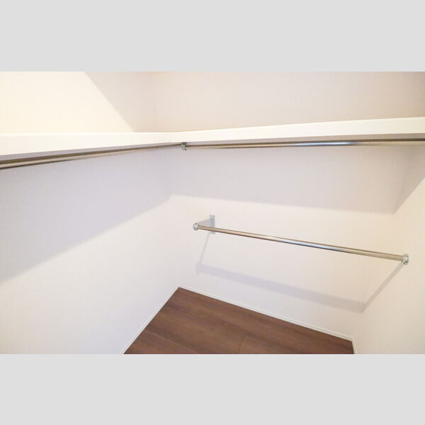 収納 (ウォークインクローゼット)