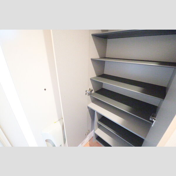 玄関 (シューズボックス)