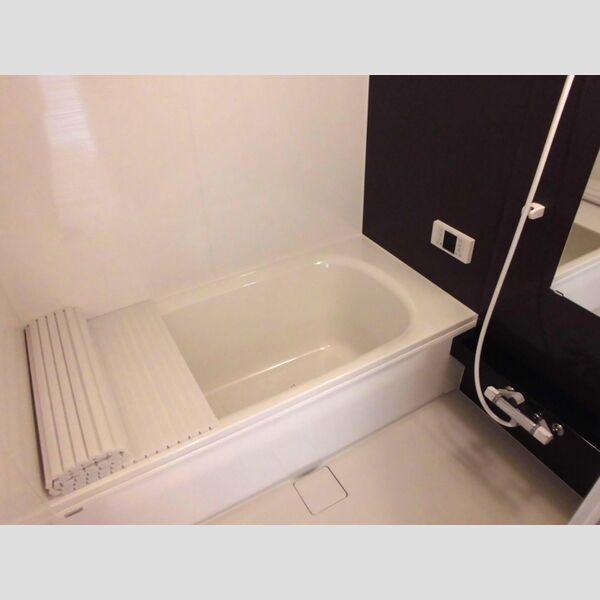 バス (追いだき機能付きの広々とした一坪風呂♪)