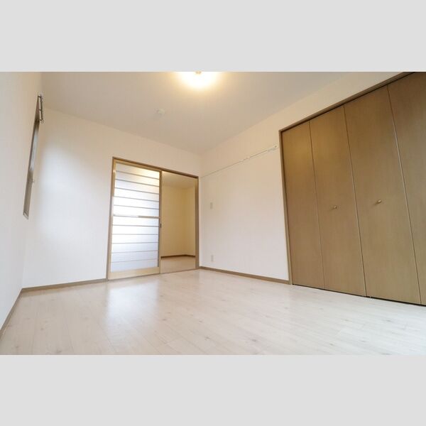 その他 (洋室6帖①)