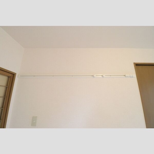 その他設備 (壁掛けスリムレールハンガー(洋室6帖①))