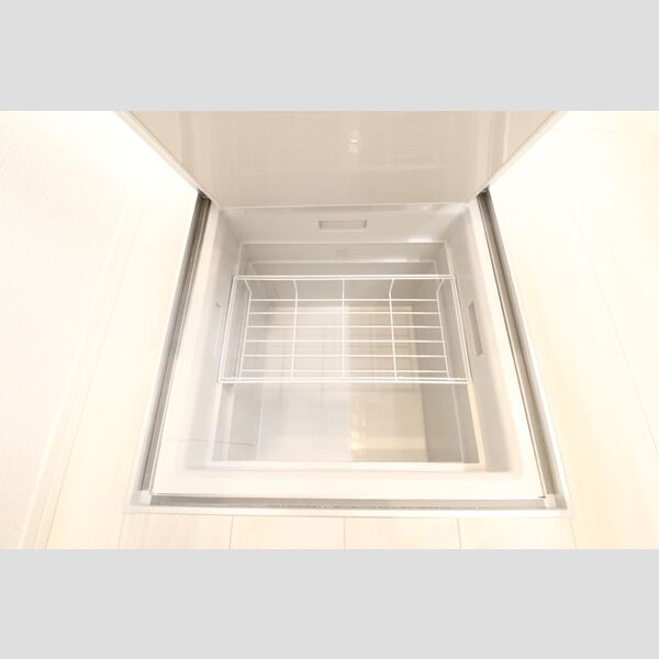 収納 (キッチン床下収納)