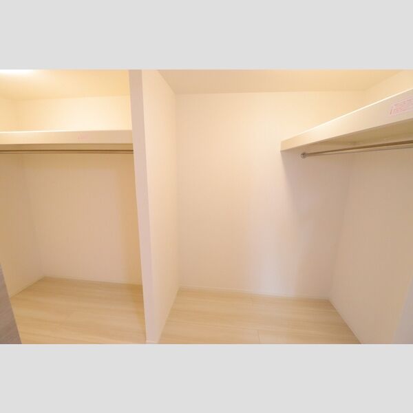 収納 (ウォークインクローゼット)