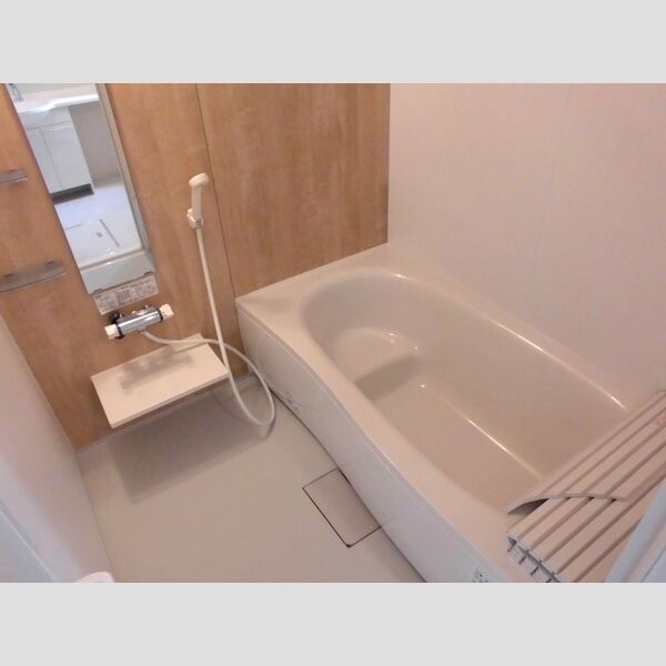 バス (広々とした一坪風呂♪)