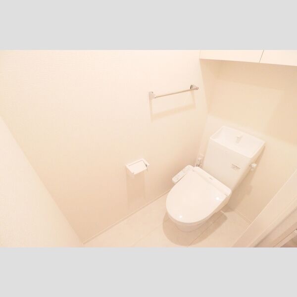 トイレ (温水洗浄便座)