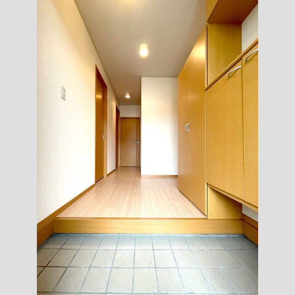 玄関 (玄関)