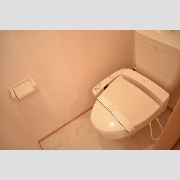 その他設備 (温水洗浄暖房便座)