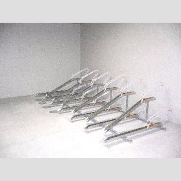 現地周辺 (駐輪場)