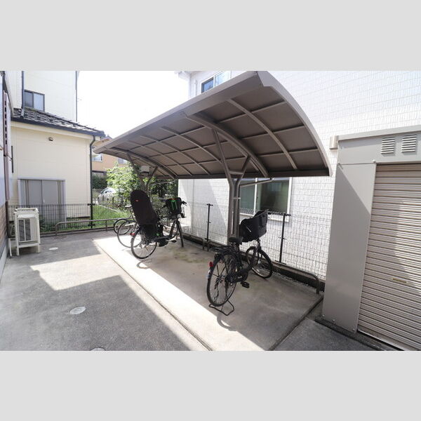 現地周辺 (★駐輪場★)