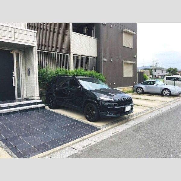 駐車場 (駐車場)